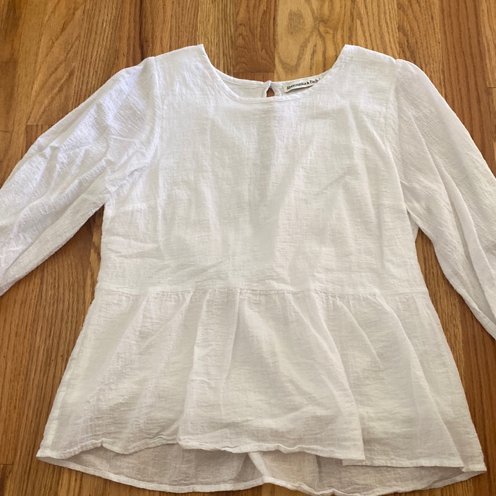 Abercrombie- light weight 3/4 sleeve blouse